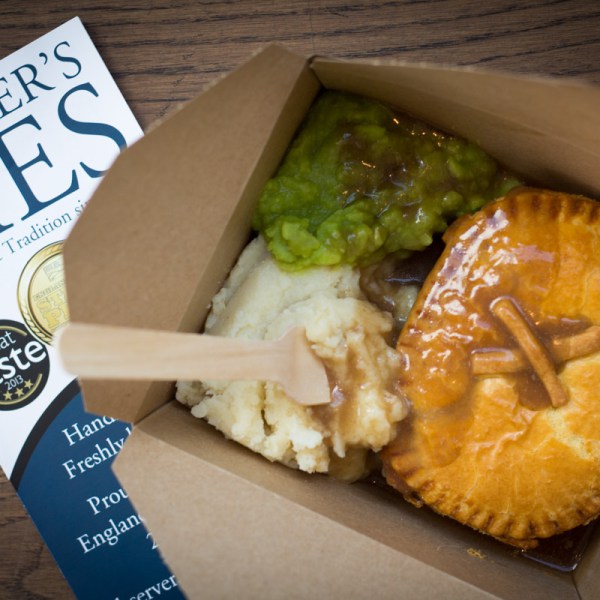 Turner’s Pies – Takeaway Hot Pie & Mash – £7.30